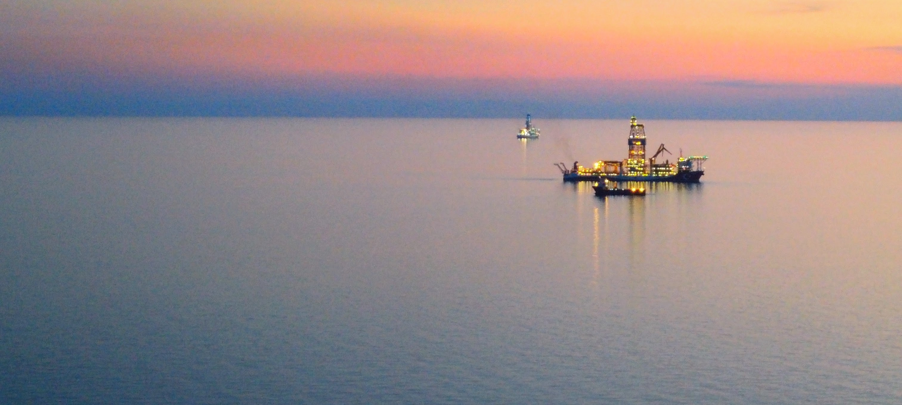 AD Geoscience offshore operations